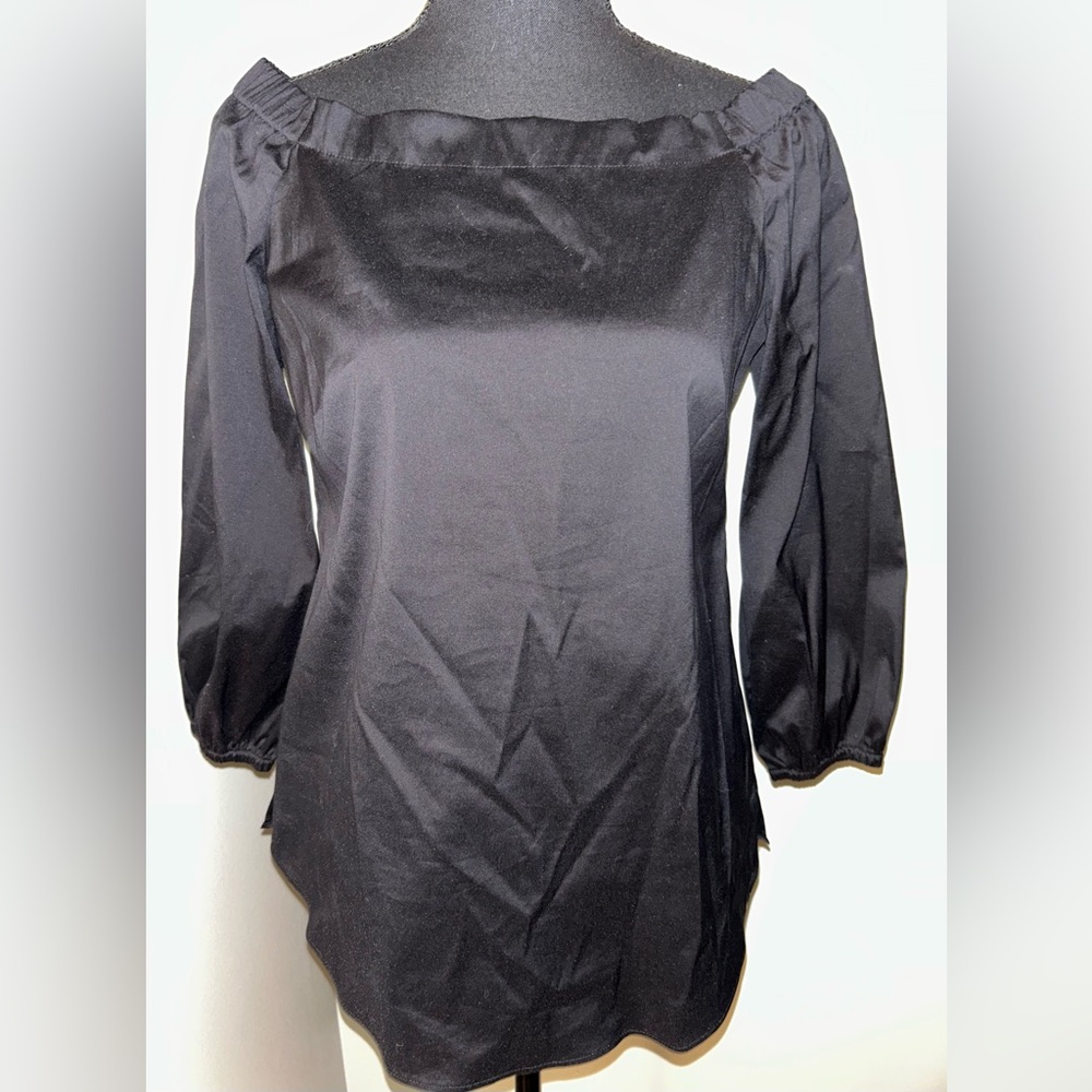 White House Black Market Off Shoulder Blouse. Black. Size medium